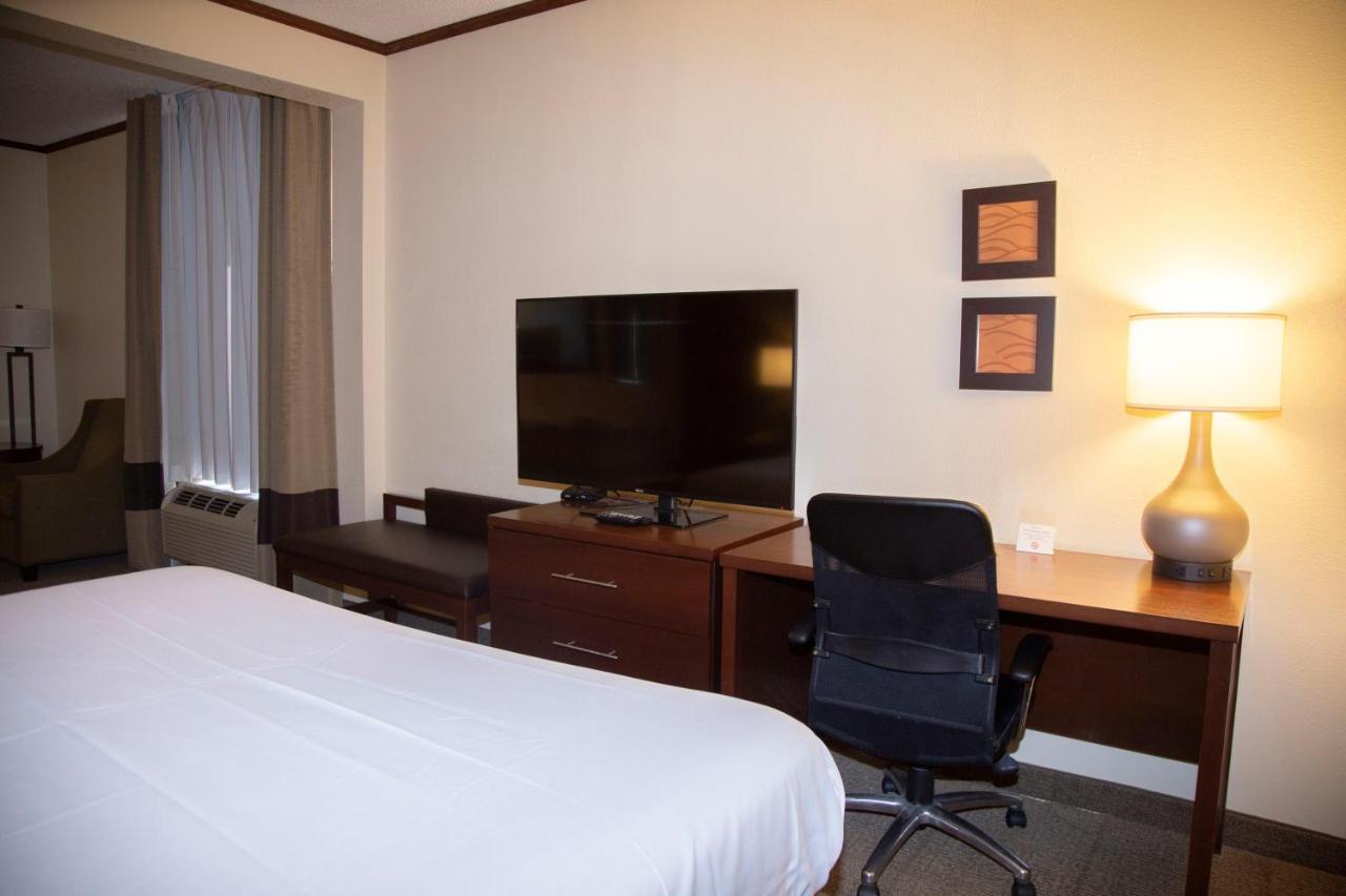 Ardmore Inn & Suites ארדמור מראה חיצוני תמונה