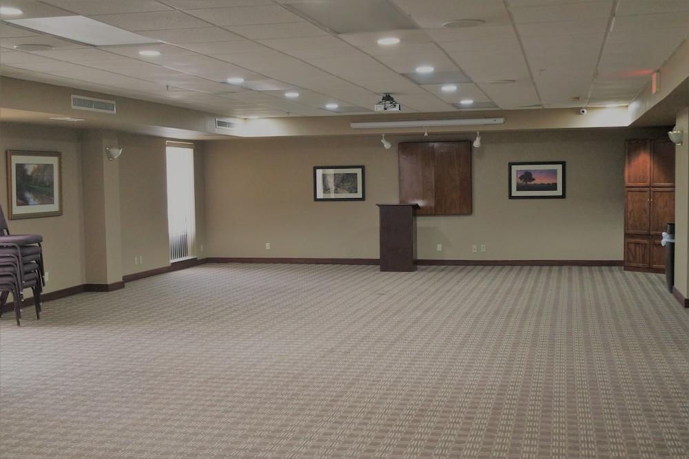 Ardmore Inn & Suites ארדמור מראה חיצוני תמונה