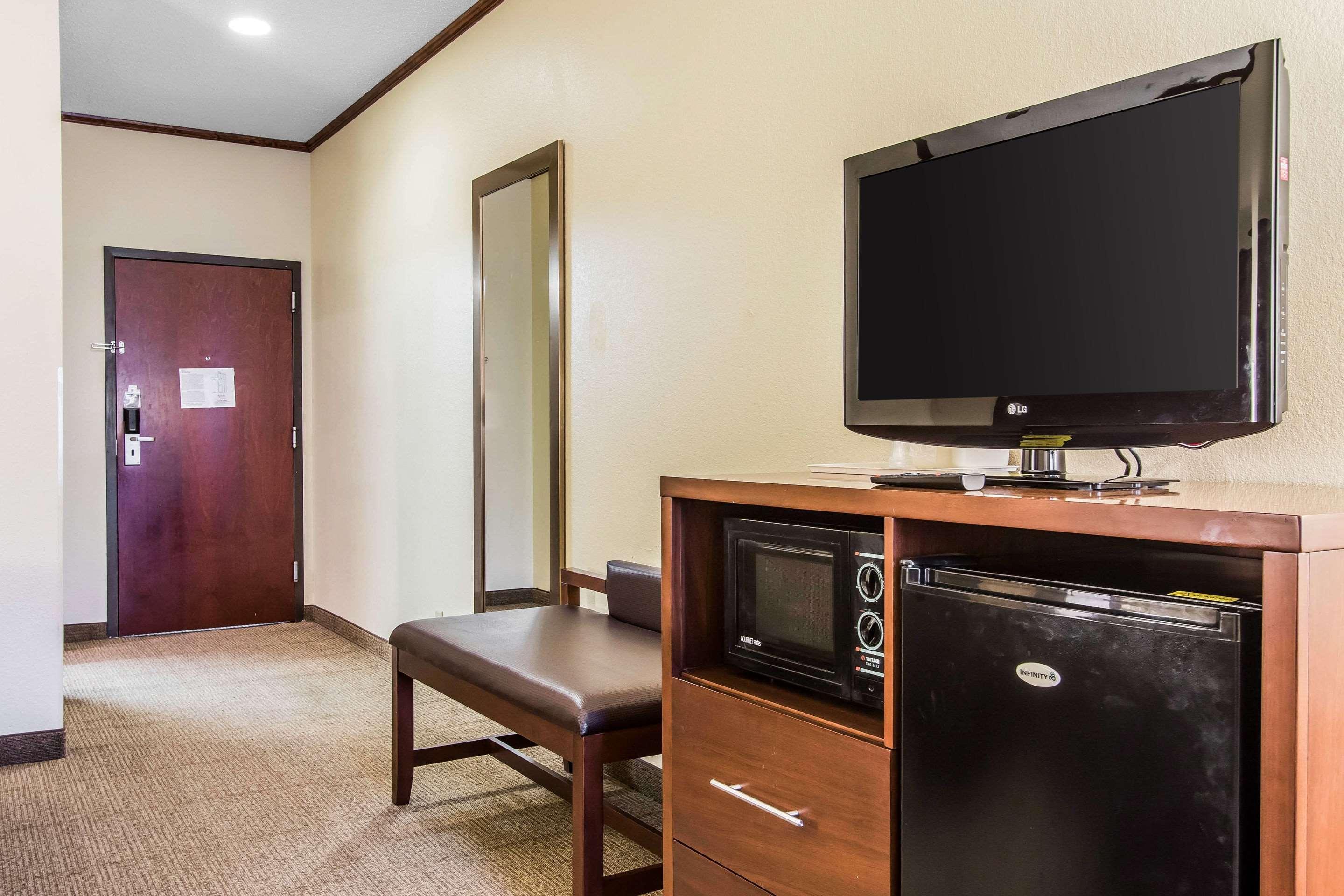 Ardmore Inn & Suites ארדמור מראה חיצוני תמונה