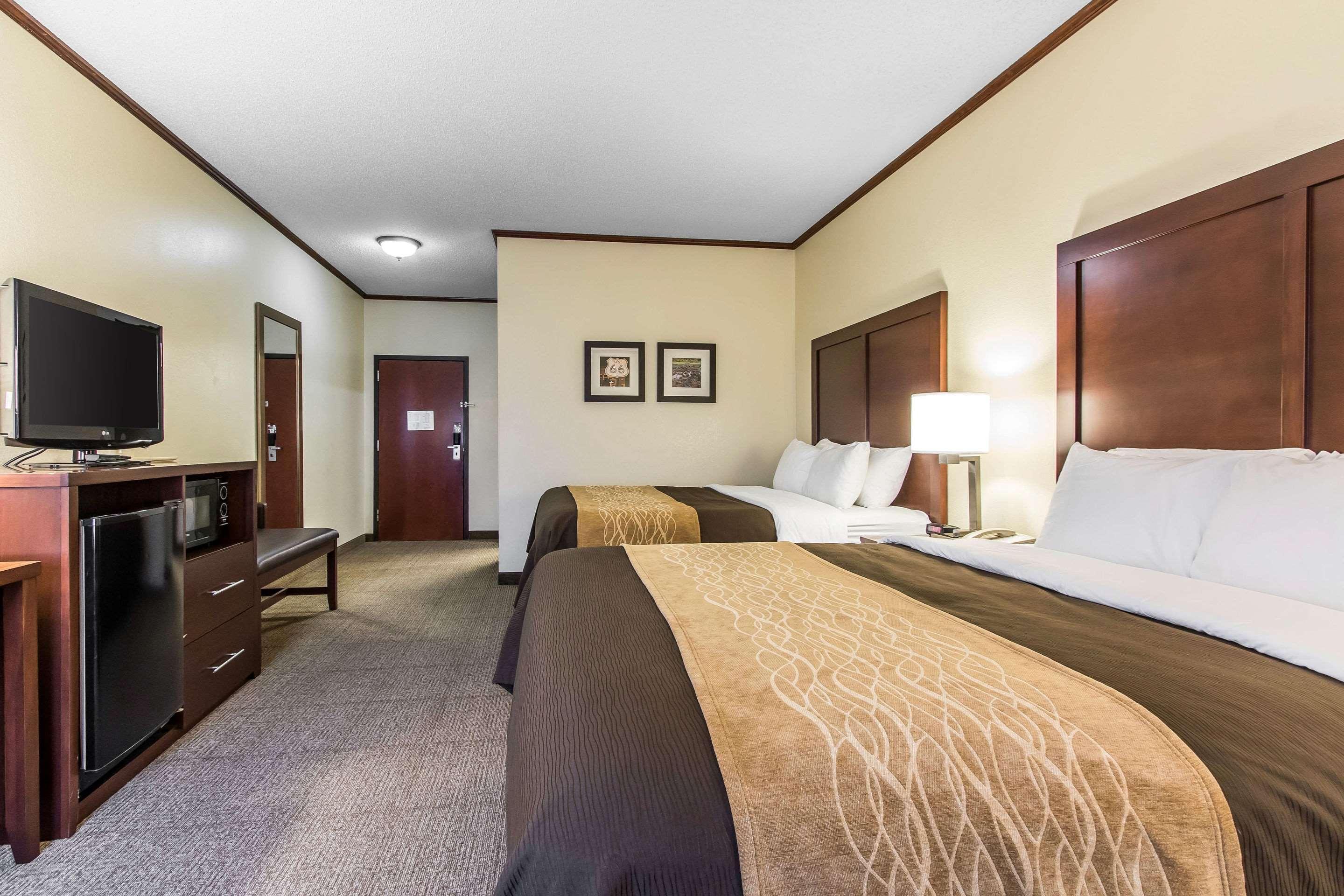 Ardmore Inn & Suites ארדמור מראה חיצוני תמונה