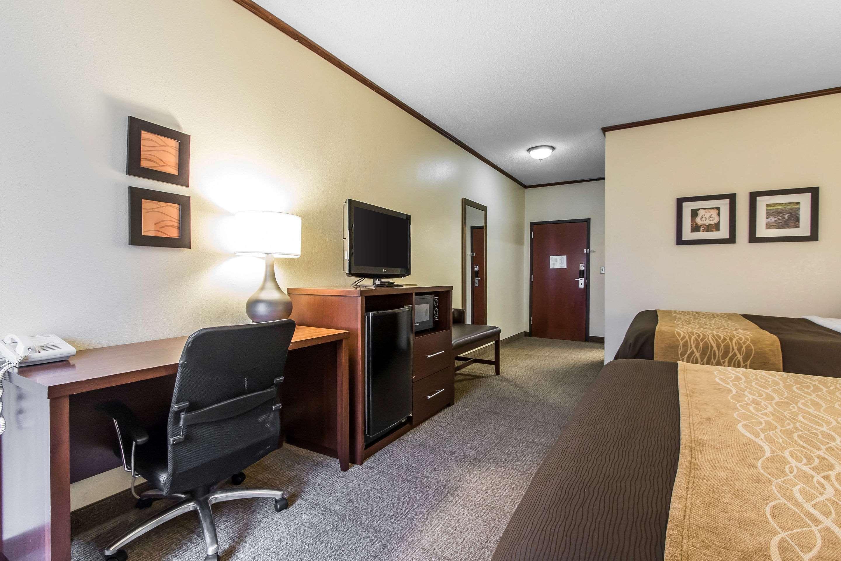 Ardmore Inn & Suites ארדמור מראה חיצוני תמונה
