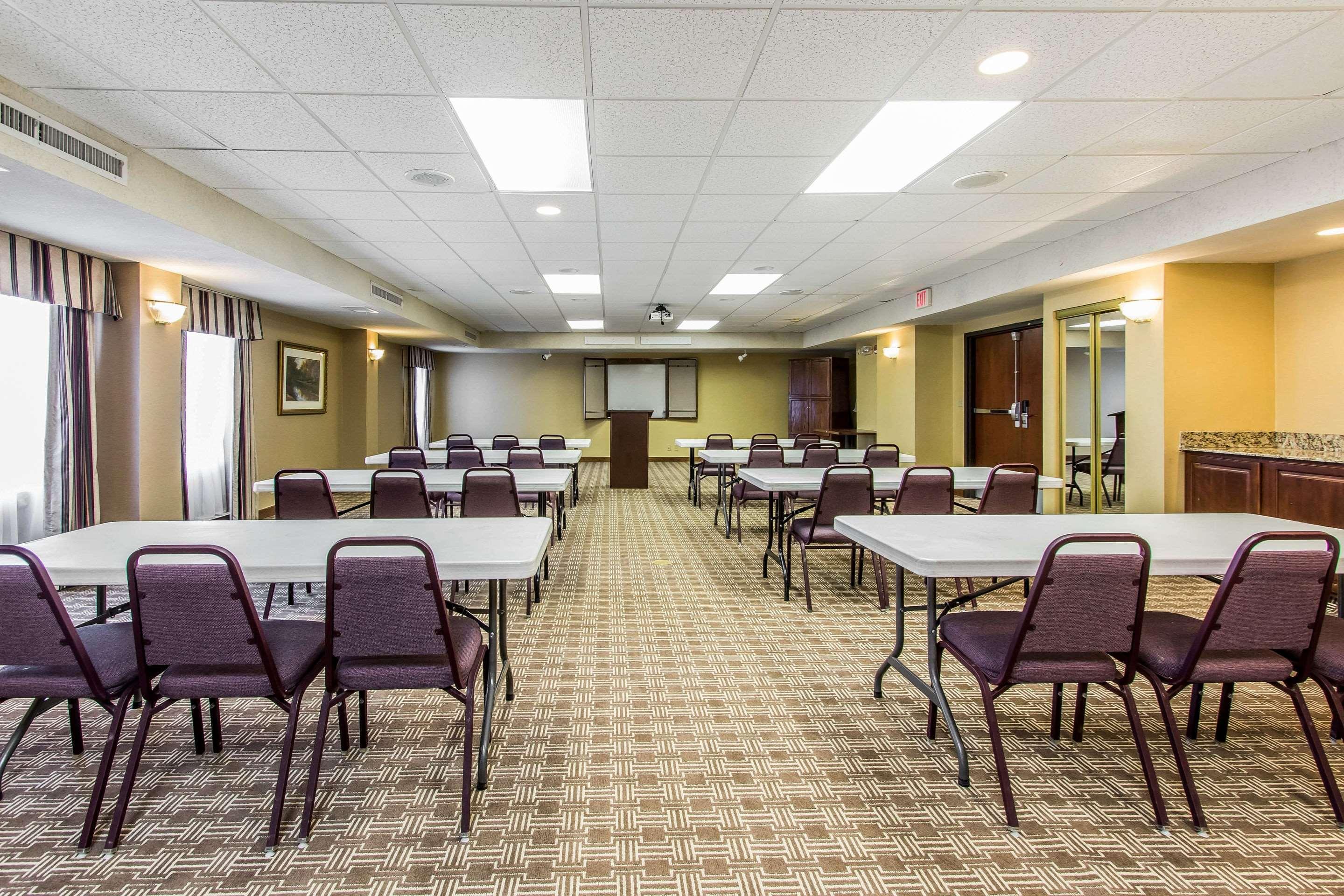 Ardmore Inn & Suites ארדמור מראה חיצוני תמונה