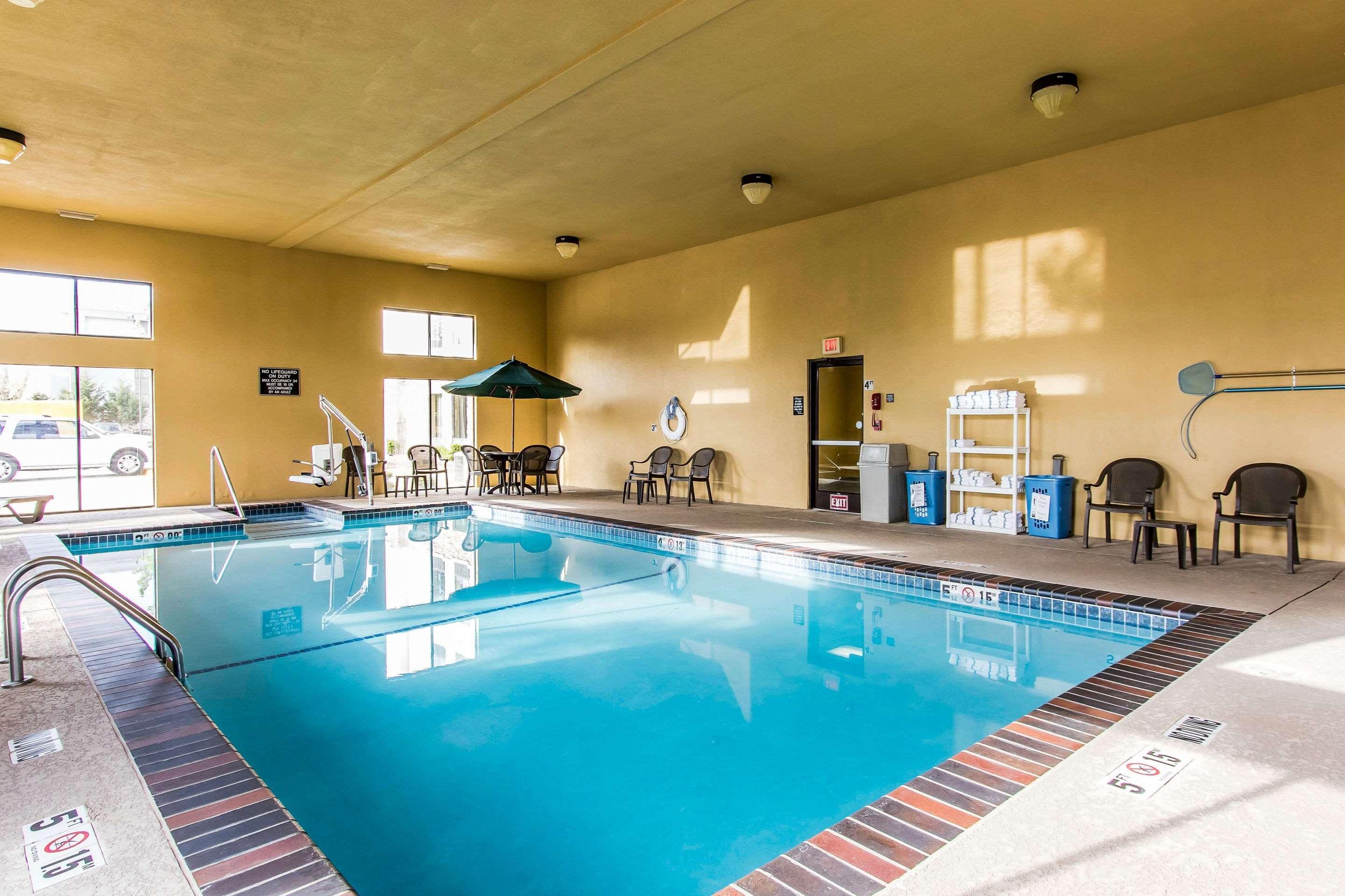Ardmore Inn & Suites ארדמור מראה חיצוני תמונה