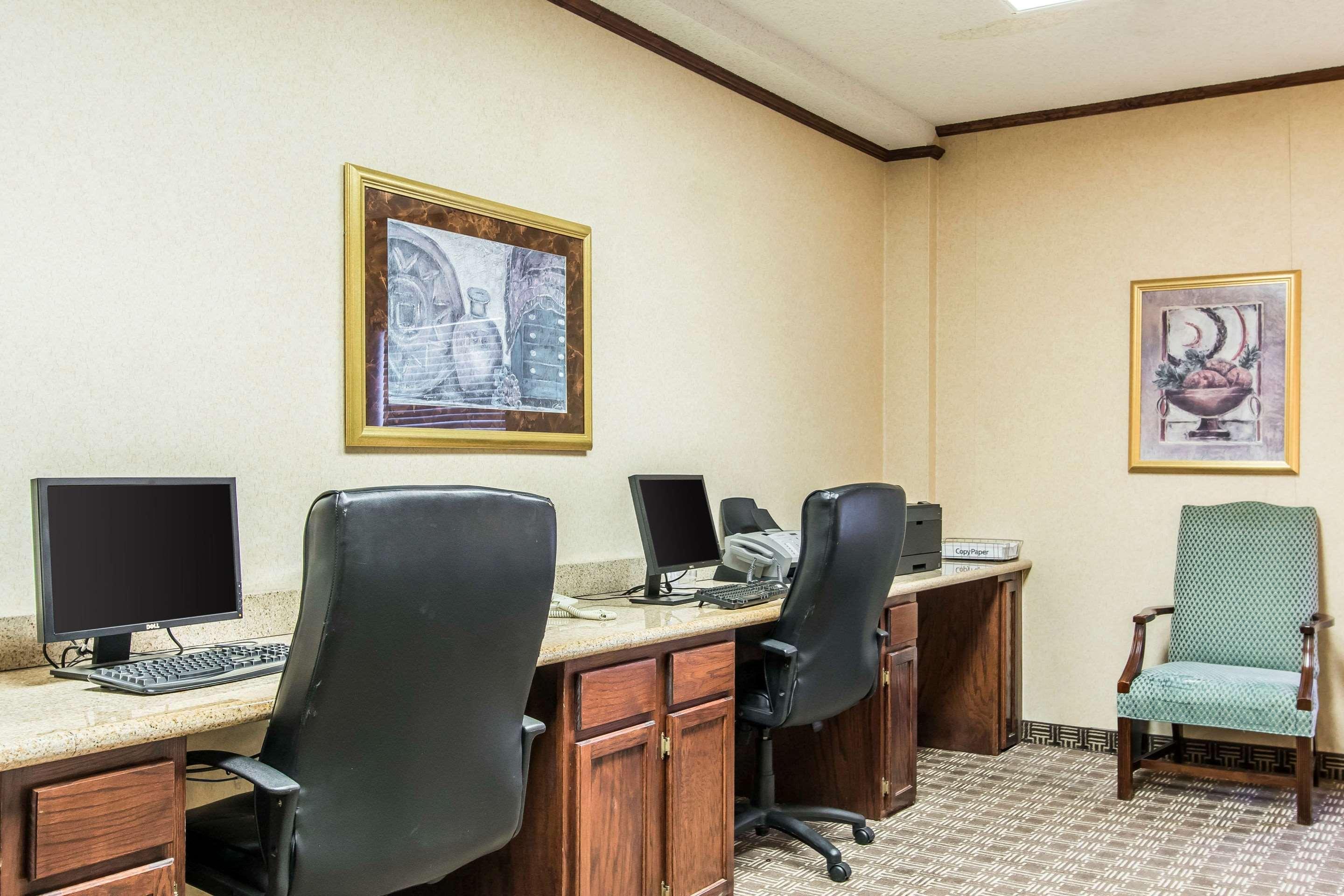 Ardmore Inn & Suites ארדמור מראה חיצוני תמונה