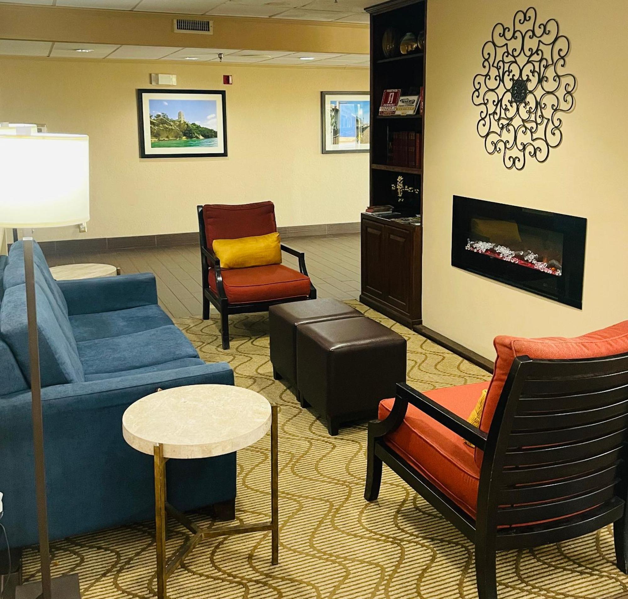 Ardmore Inn & Suites ארדמור מראה חיצוני תמונה