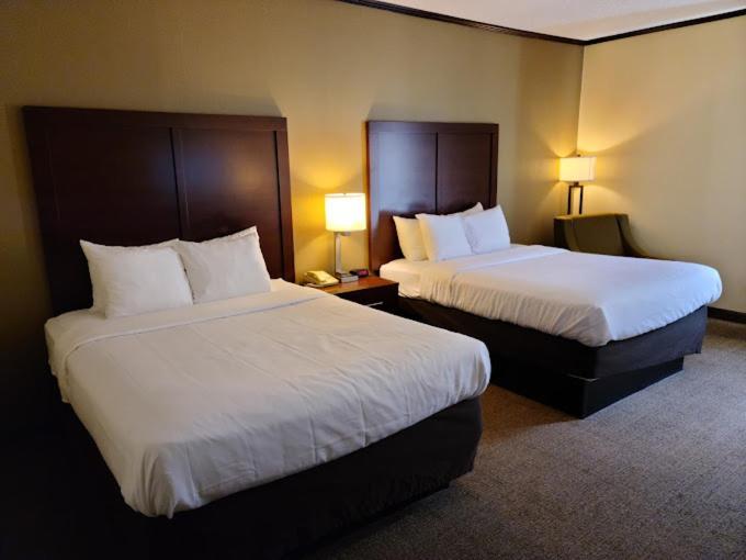 Ardmore Inn & Suites ארדמור מראה חיצוני תמונה