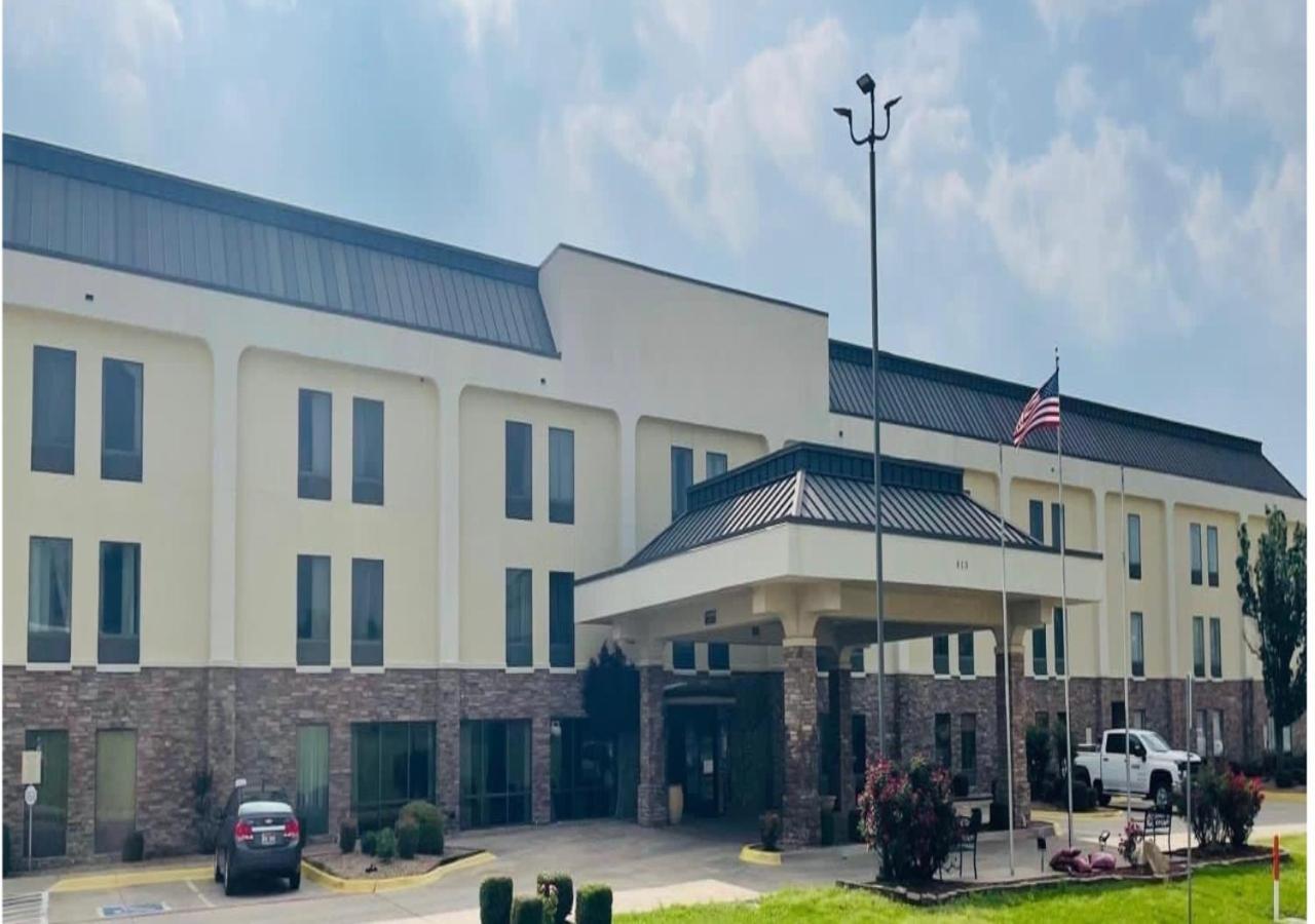 Ardmore Inn & Suites ארדמור מראה חיצוני תמונה
